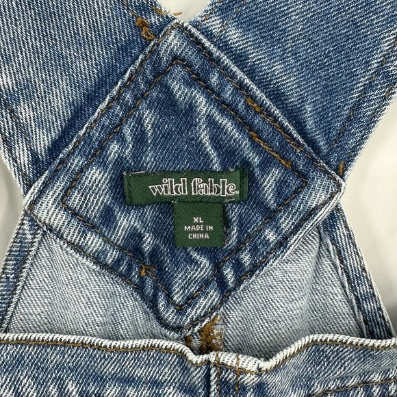 Wild Fable Distressed Raw Hem Overall Shorts Size XL - Picture 4 of 6